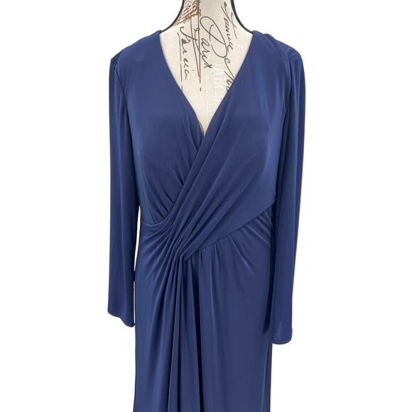 La Femme V-Neckline Longsleeve A-Line Dress in Navy, size 14, NWT - Picture 5 of 15